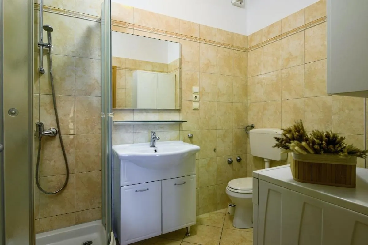 Casa de hóspedes Istria Rosa In Pula - Istrien Hotel